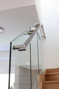 custom_stainless_steel_handrail